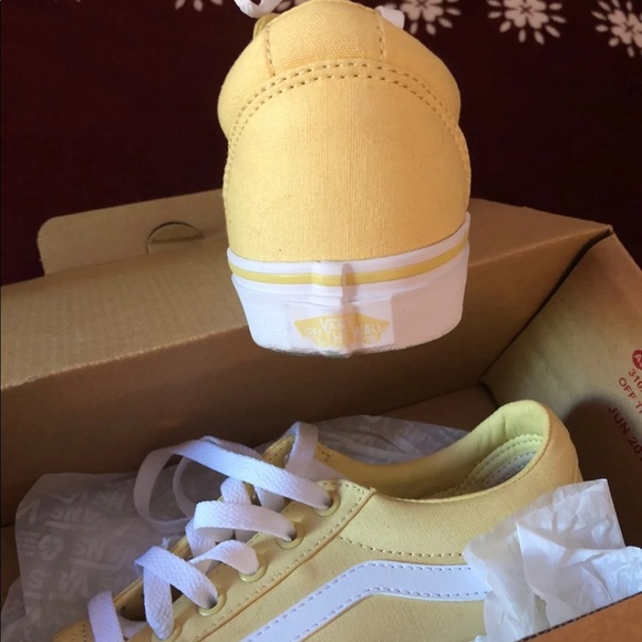 Vans off the Wall - Picture 2 of 6